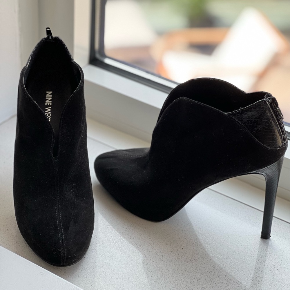 Nine West high heeled booties